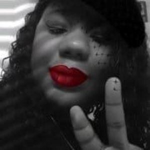 Meet your Posher, Shea